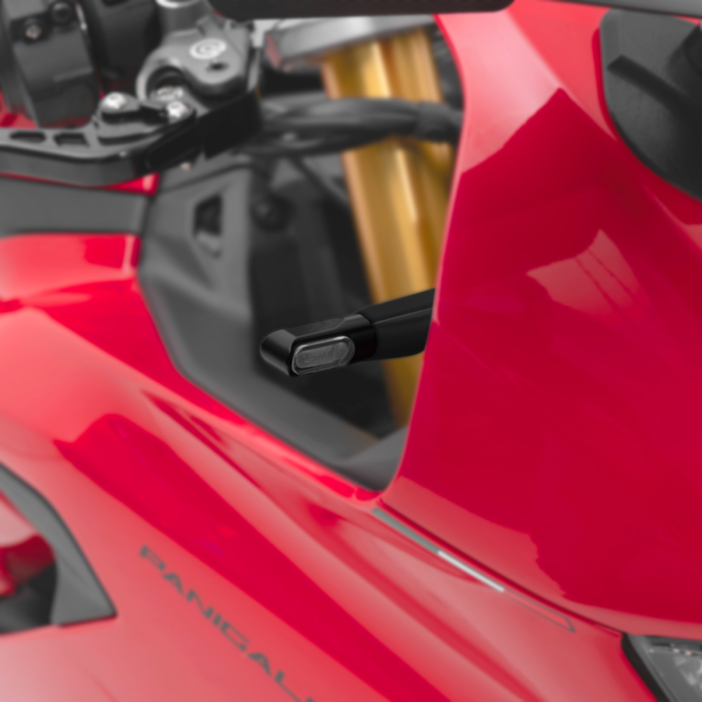 KIT ATTACCHI FRECCE ANTERIORI DUCATI PANIGALE V2 2025